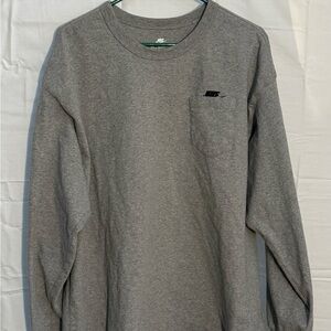 Nike Men's Heather Gray Long Sleeve Tee